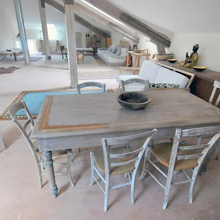 Vakantiehuis Penthouse Provencal St Marc